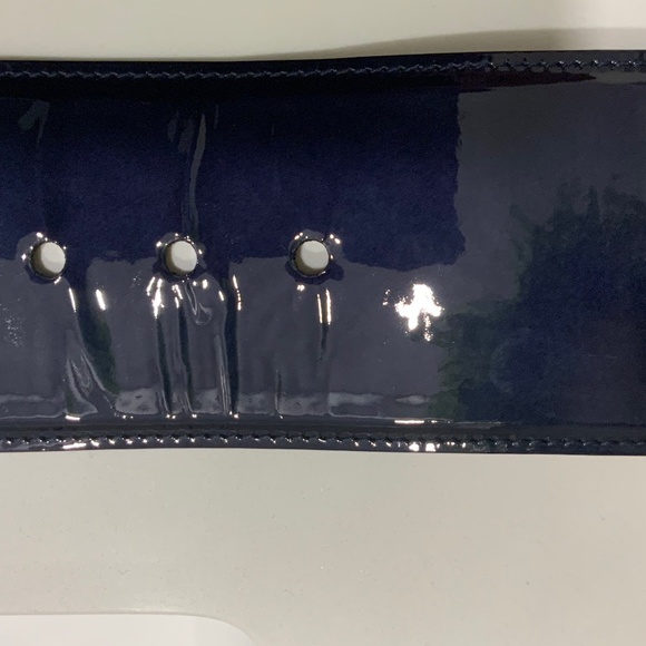 CHANEL navy silk midi vintage dress with belt - Picture 4 of 7